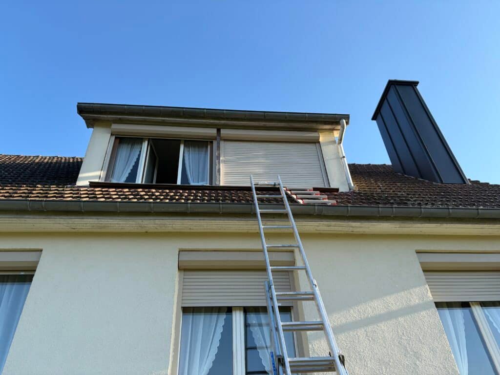 L2m-menuiserie - Comment les volets roulants isolants peuvent-ils réduire votre facture d'énergie en 2025 ? - Featured Image 1