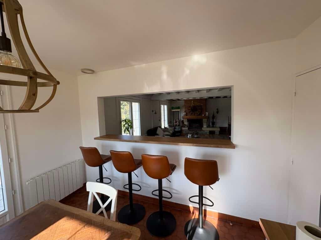 L2m-menuiserie - Comment rénover son logement après un sinistre pour éviter la moisissure, être bien remboursé par l'assurance et renforcer l'efficacité énergétique ? - Featured Image 1